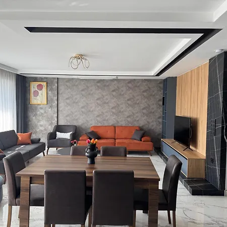 Isitmali Havuzlu Lueks * Kusadasi