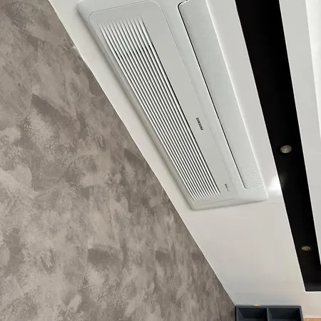 Isitmali Havuzlu Lueks * Kusadası